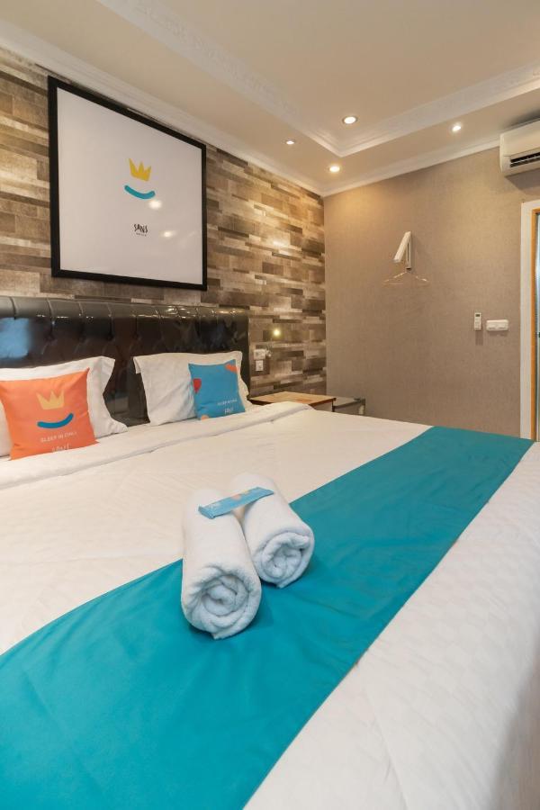 Sans Hotel Beauty Palembang Kültér fotó